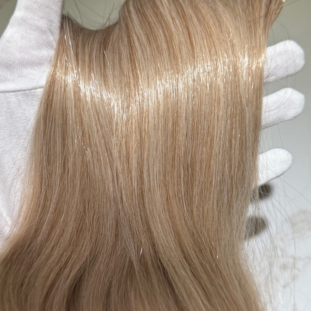 HAIR, 30” Clip in Extensions, Straight, 4 pieces, Blonde